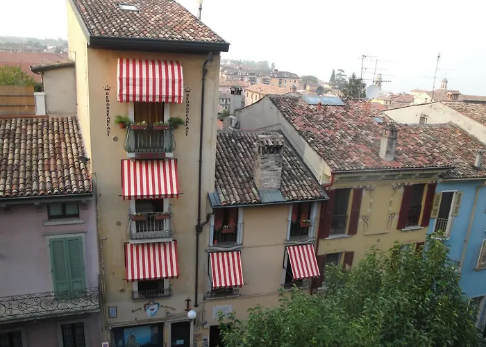 Bed and Breakfast The Tower Of The Old King Desenzano del Garda